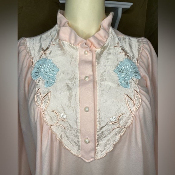 Vintage ILISE STEVENS pink cotton, satin feel pajama Nightgown Size women’s M - Picture 15 of 16